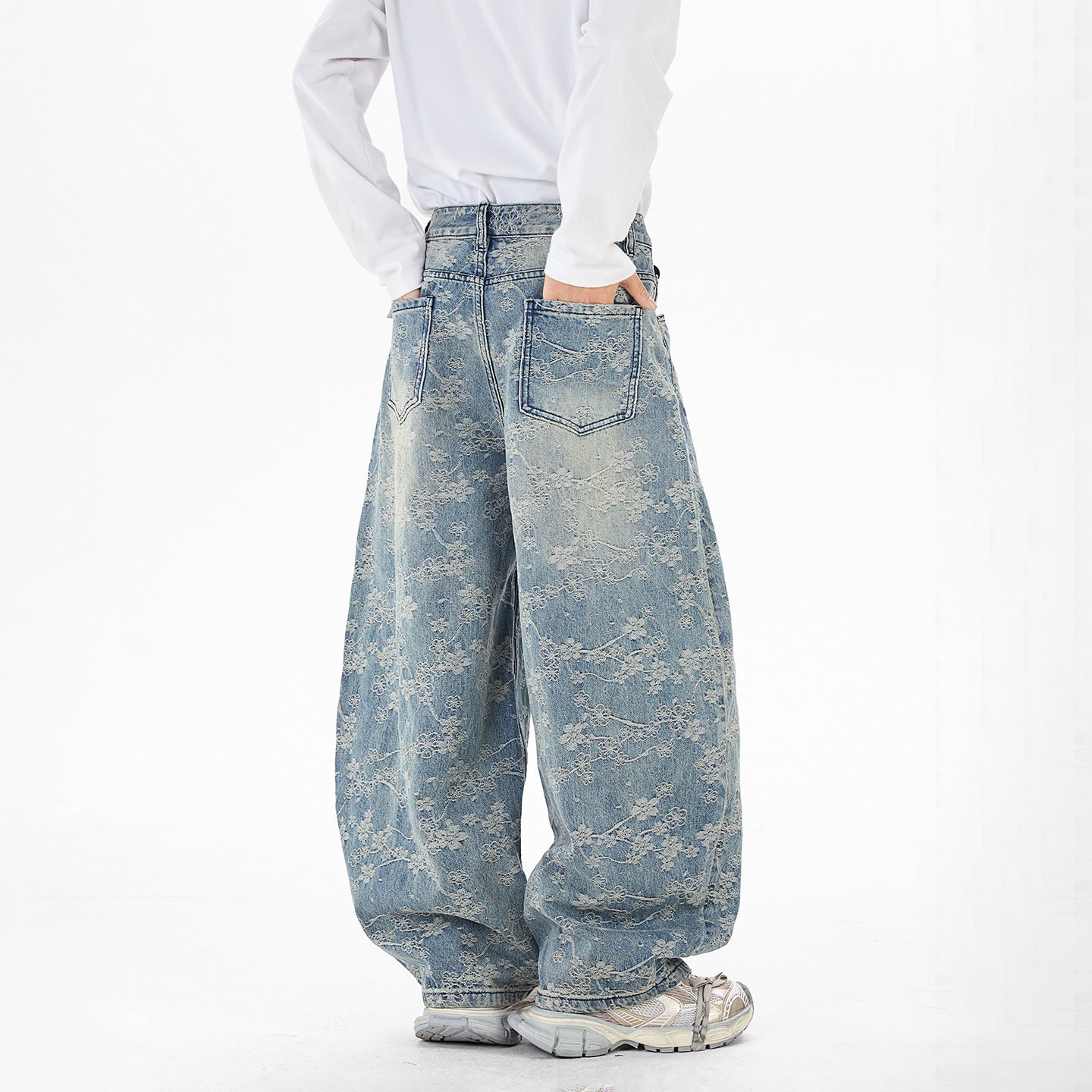 Floral Jacquard Straight Leg Denim Pants